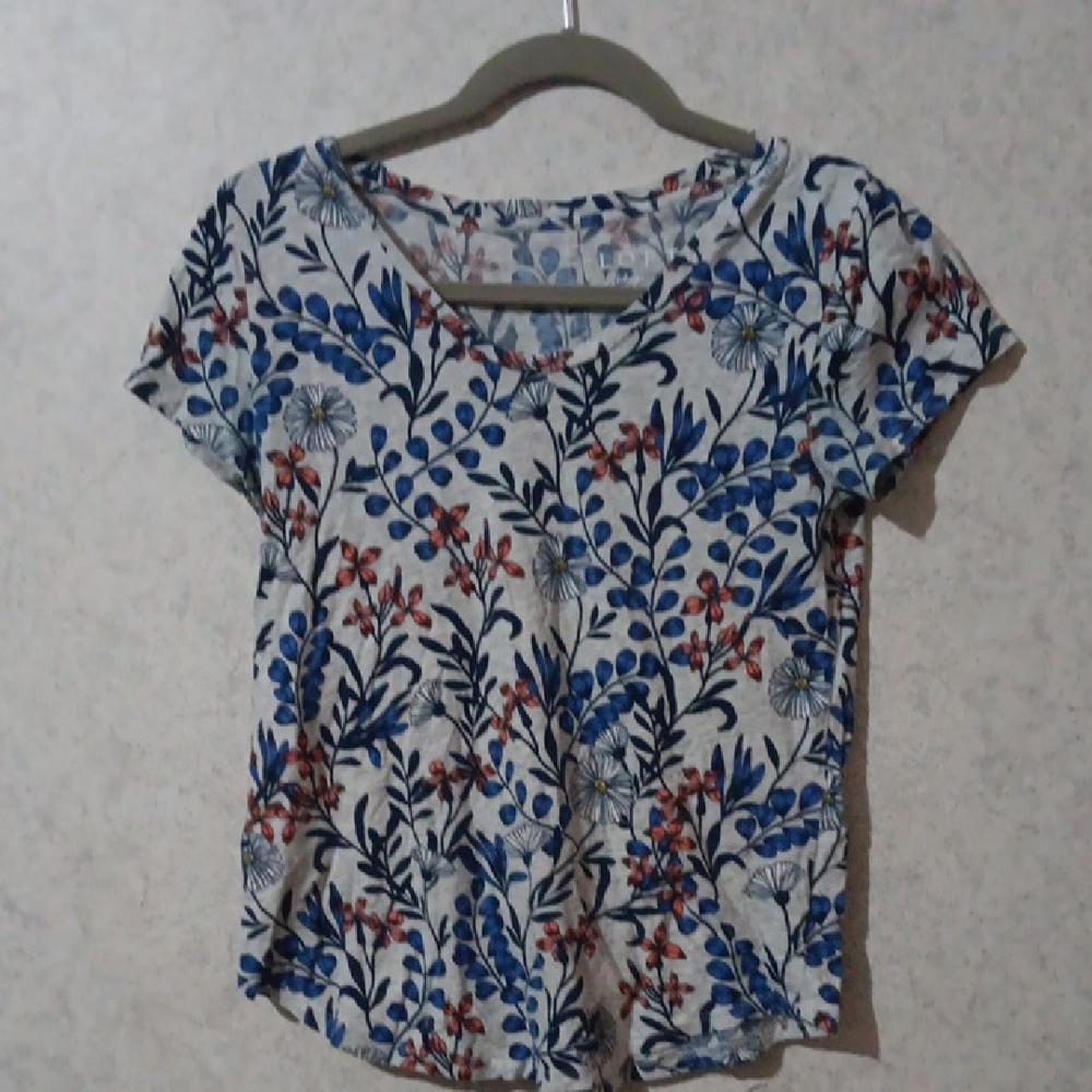 LOFT Blue and White Fitted Buttoned Blouse